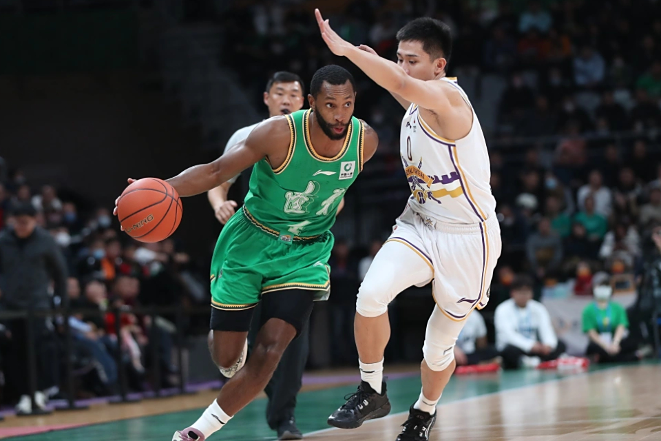 国际比赛日体能课后，新疆广汇手感冰凉备战CBA季后赛，震撼外界，阵容厚度经受考验的简单介绍-乐动体育平台