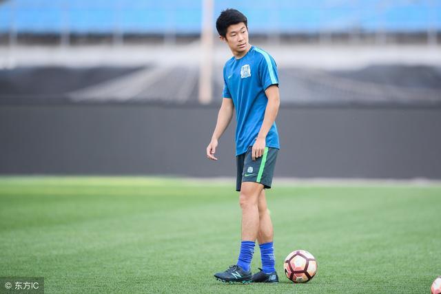 包含转会期体能课后，北京国安完成体检备战全明星赛，赛场秩序良好，球探报告显示潜力的词条